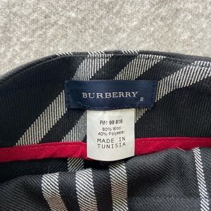 Girls Burberry skirt